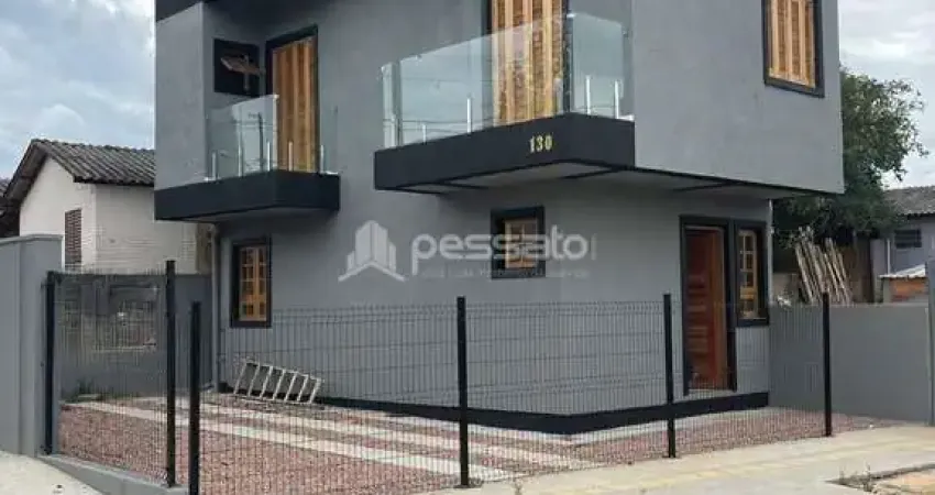 Sobrado à Venda por R$394.000,00 - COHAB B - Gravataí, RS