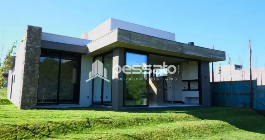 Casa à Venda por R$3.400.000,00 - Prado Los Álamos - Gravataí, RS