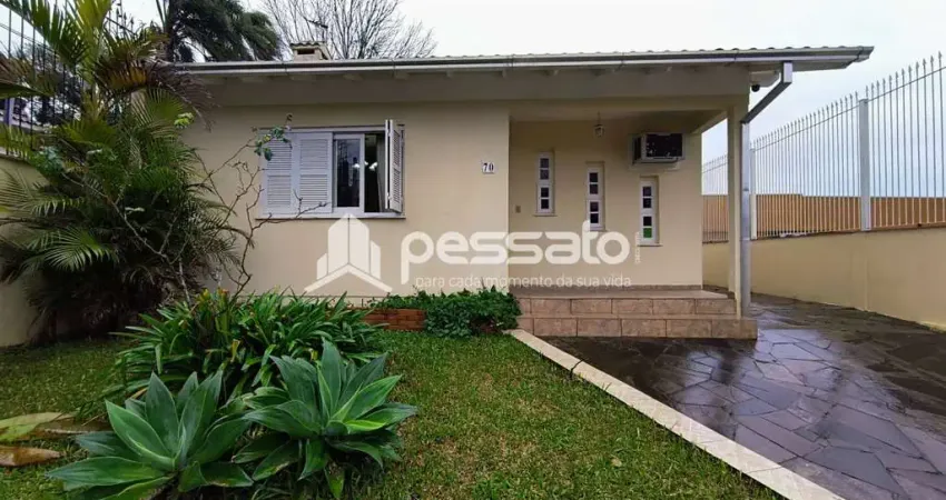 Casa à Venda por R$745.000,00 - Centro - Gravataí, RS