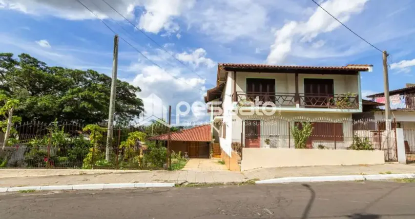 Casa à Venda por R$550.000,00, 300,00m² - Monte Carlo - Cachoeirinha, RS