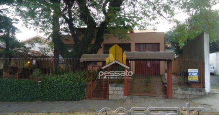 Casa à Venda por R$2.400.000,00 - Centro - Gravataí, RS