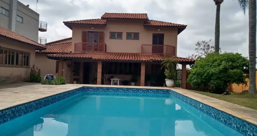 Vende belíssima casa em condomínio fechado em cotia granja viana