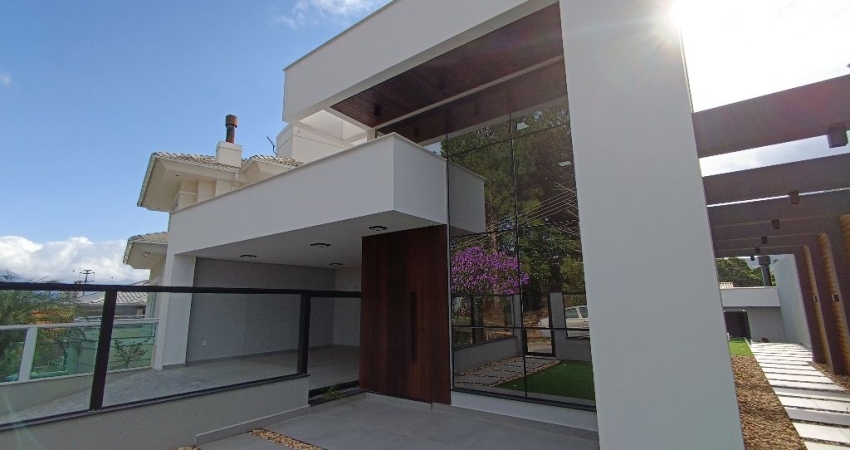 Casa com 3 quartos à venda em Pedra Branca, Palhoça 