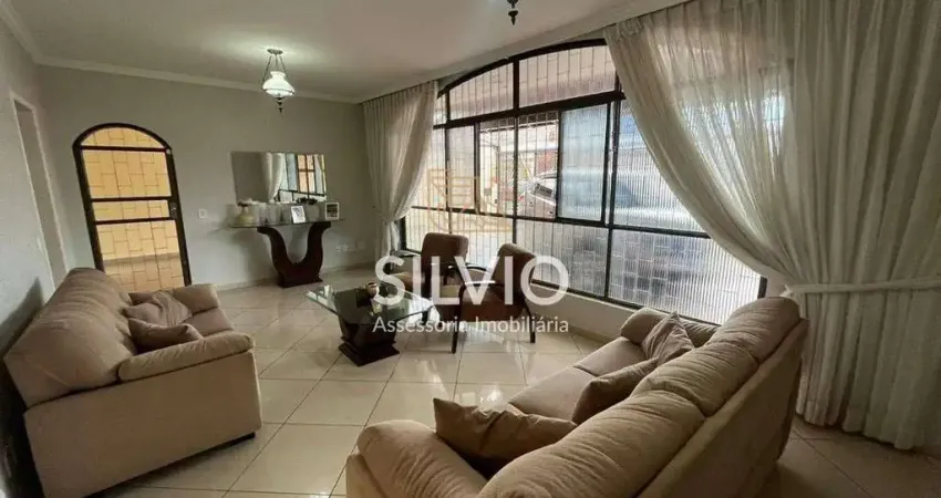 Casa em taguatinga norte 03 quartos com área gourmet e kit completa nos fundos