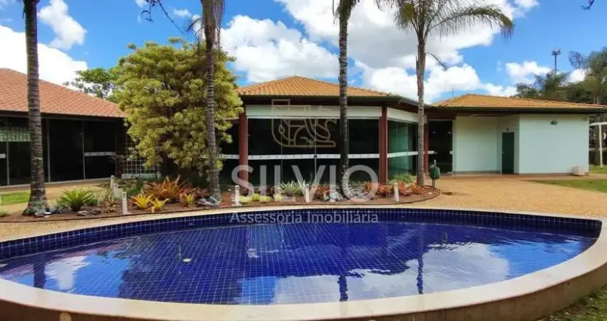 Excelente sobrado no condomínio Alto da Boa Vista, 4 quartos sendo 2 suítes