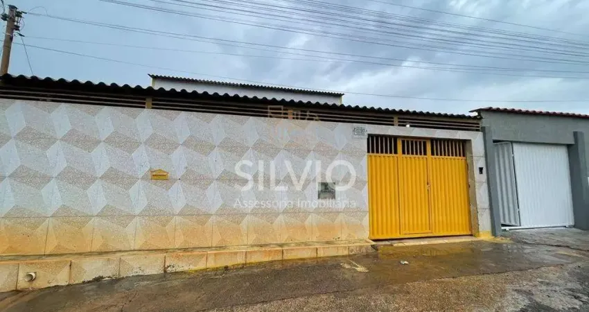 Vende-se casa na quadra 107 com 03 Quartos 01 suíte todos com Armários Planejados