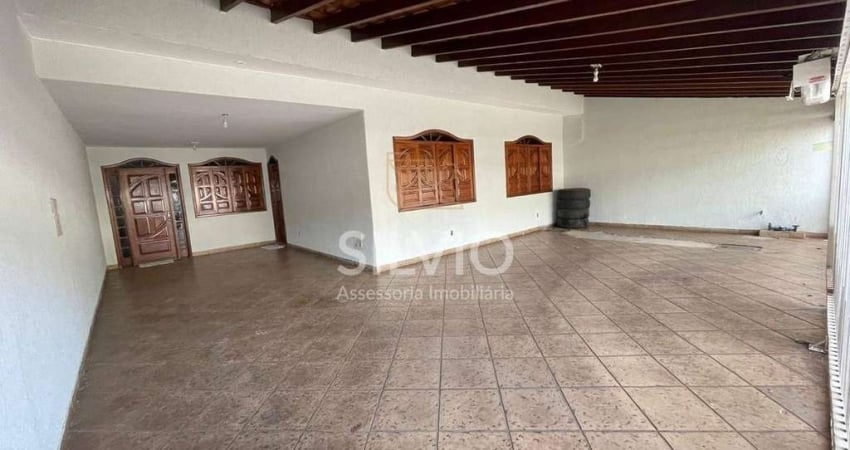 Oportunidade linda Casa Reformada 05 Quartos 03suítes  na Qna Taguatinga Norte