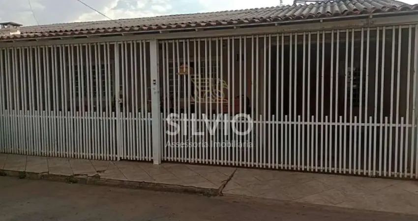 Casa a venda qnp 36  ceilândia  3quartos 1 suíte aceita financiamento