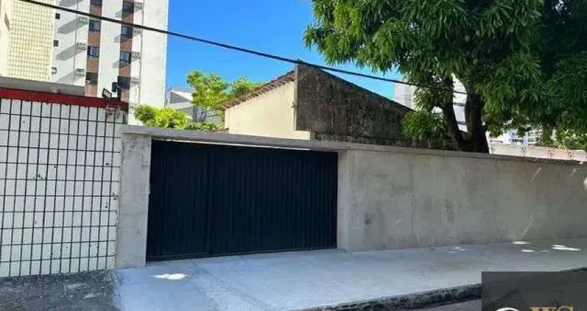 Casa ou ponto comercial com 5 quartos , 3 banheiros e terreno de 585 metros quadrados no coração da Aldeota em Fortaleza Ceará
