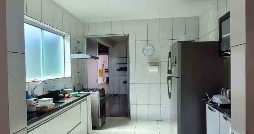 Casa com 3 quartos à venda no Custódio Pereira, Uberlândia 