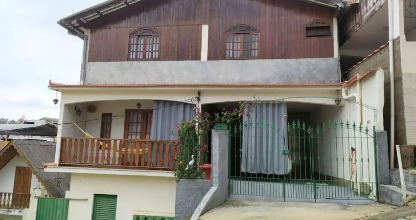 Casa à venda, 200 m² por R$ 448.000,00 - Jardinlândia - Nova Friburgo/RJ