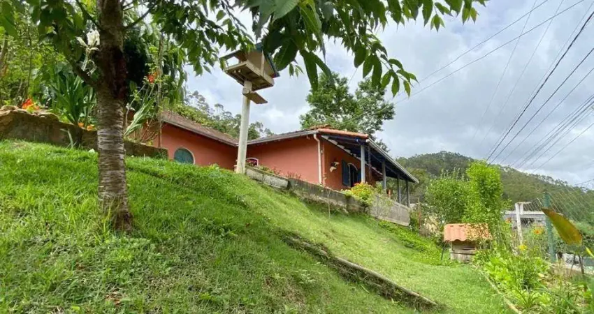 Casa com 2 dormitórios à venda, 100 m² por r$ 390.000,00 - córrego d antas - nova friburgo/rj