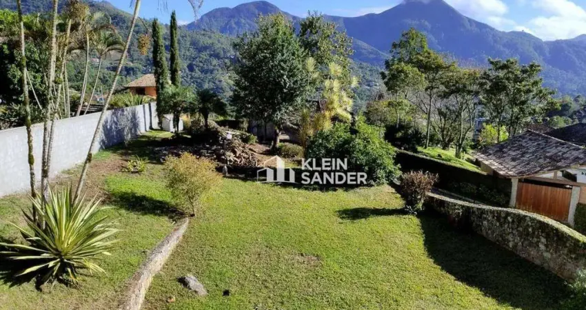 Terreno à venda, 2118 m² por R$ 849.000,00 - Cascatinha - Nova Friburgo/RJ