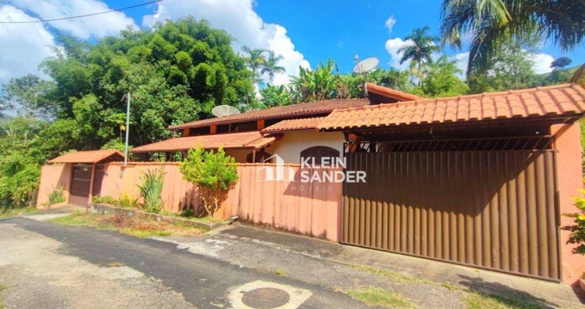 Casa com 3 dormitórios à venda, 110 m² por R$ 550.000,00 - Vargem Grande - Nova Friburgo/RJ