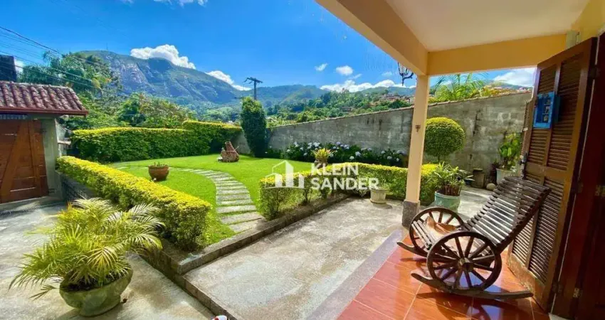 Casa com 6 dormitórios à venda, 200 m² por R$ 980.000,00 - Cônego - Nova Friburgo/RJ