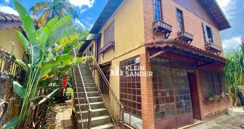 Casa à venda, 250 m² por R$ 590.000,00 - Mury - Nova Friburgo/RJ
