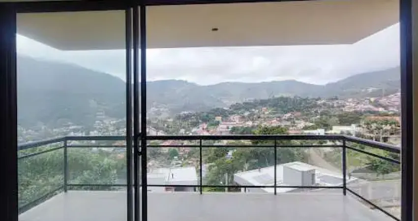 Casa com 3 dormitórios à venda, 224 m² por R$ 1.100.000,00 - Cônego - Nova Friburgo/RJ