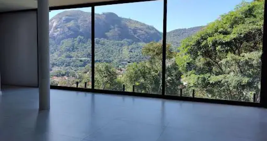 Casa com 3 dormitórios à venda, 231 m² por R$ 1.580.000,00 - Cônego - Nova Friburgo/RJ