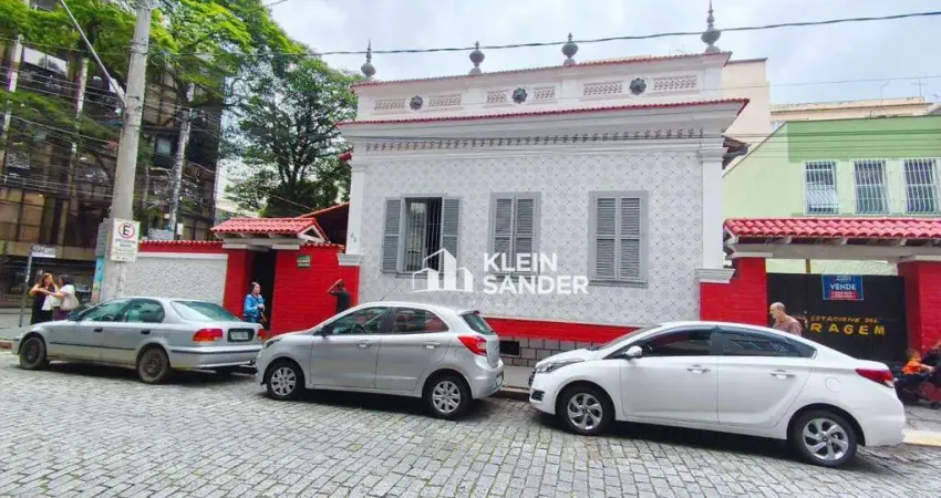 Casa com 3 dormitórios à venda, 180 m² por r$ 3.000.000,00 - centro - nova friburgo/rj