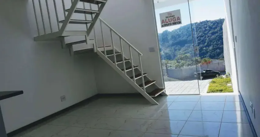 Casa com 2 dormitórios à venda, 70 m² por r$ 240.000,00 - chácara paraíso - nova friburgo/rj