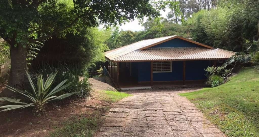 Chácara com 3 dormitórios à venda, 2330 m² por R$ 850.000,00 - Parque Valinhos - Valinhos/SP