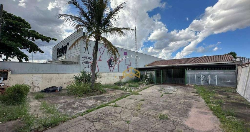 Casa comercial com 2 salas à venda na Avenida Adão Focesi, 1, Jardim do Lago, Campinas