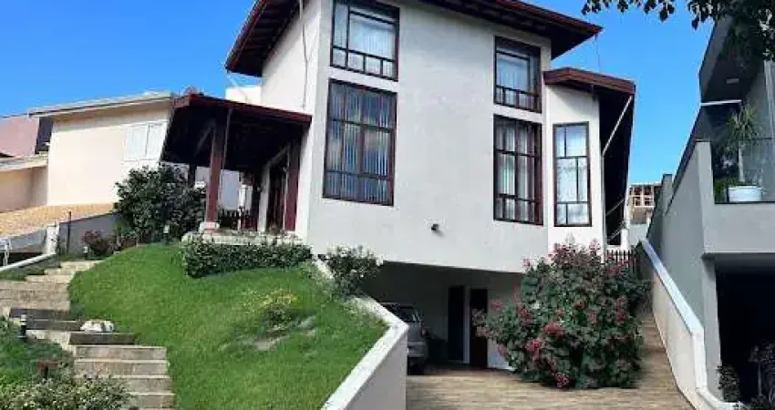 Casa com 3 dormitórios à venda, 323 m² por R$ 2.200.000,00 - Estância Recreativa San Fernando - Valinhos/SP
