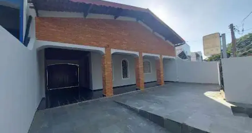 Casa com 3 dormitórios à venda, 178 m² por R$ 640.000,00 - Parque Prado - Campinas/SP