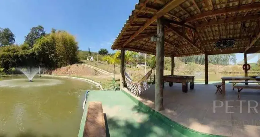 Sítio com 3 dormitórios à venda, 36300 m² por R$ 1.890.000,00 - Área Rural	 - Amparo/SP