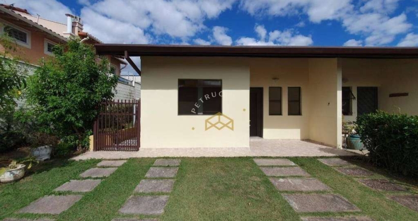 Casa com 3 dormitórios à venda, 95 m² por R$ 770.000,00 - Chácaras Silvania - Valinhos/SP