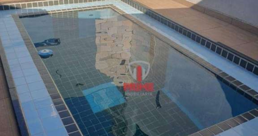 Casa à venda na Zona Leste Residencial Abussafe em Londrina. Com 3 quartos, sala, cozinha, banheiro social,  armários planejados, área gourmet, piscin