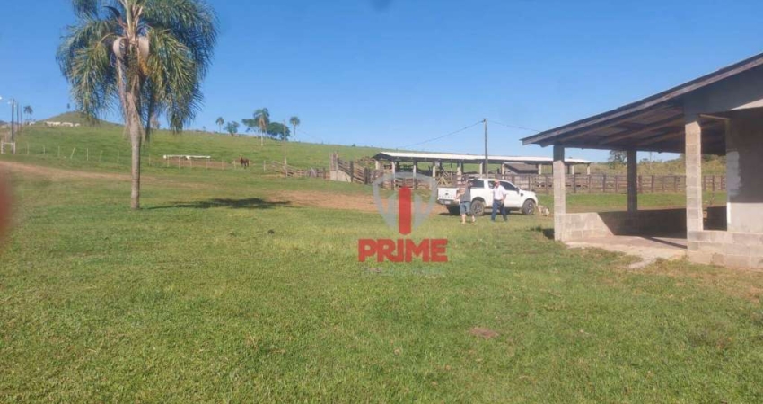 Fazenda à venda em Candido de Abreu no Paraná. A 12km do asfalto, formada em pasto.  R$ 22.000.000,00, entrada + 3 pagamentos. Estuda permuta em imove