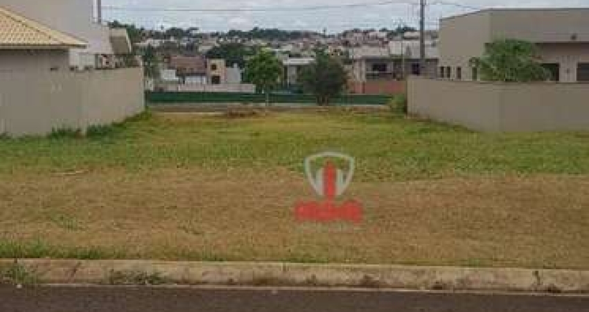 Terreno em Condomínio Royal Boulevard fechado com 300,15 m² em Ibiporã.