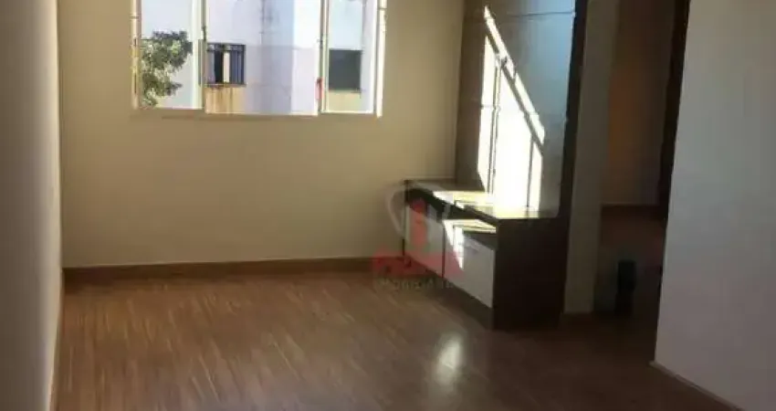 Apartamento à venda no Residencial Lindóia em Londrina.