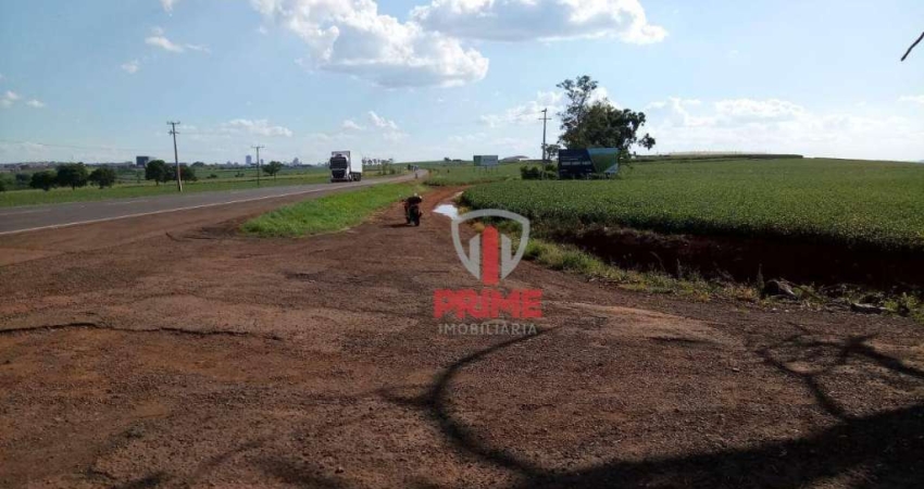 Terreno à venda em Cambé.  -  À 100 metros da cabeceira da pista. ZI de Cambé.
