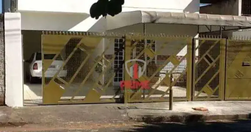Sobrado à venda no Matarazzo em Londrina. Com 6 quartos sendo 1 suíte, sala, copa, cozinha, área de serviço, 4 banheiros, 4 vagas de garagem sendo 2 c