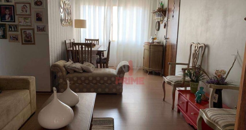 Apartamento à venda no Condomínio Humberto de Campos, localizado no Bairro Vitória, em Londrina.