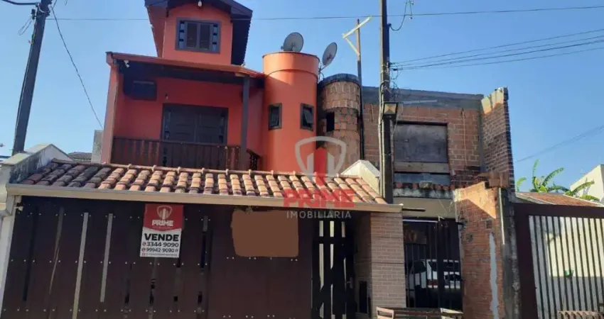 Sobrado à venda no Jardim Tarumã em Londrina.   - Com 3 suítes