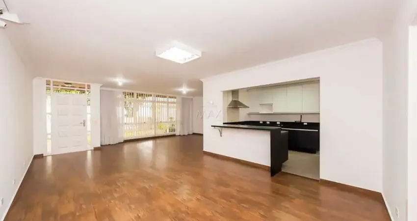 Casa com 3 quartos para alugar na Rua Maria Grodz, 99, Campina do Siqueira, Curitiba
