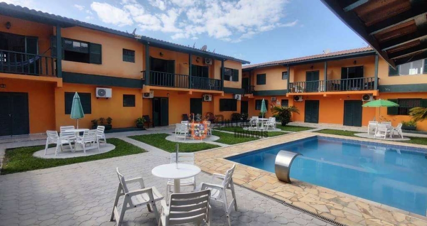 Apartamento com 2 dormitórios à venda, 60 m² por R$ 450.000,00 - Praia da Maranduba - Ubatuba/SP