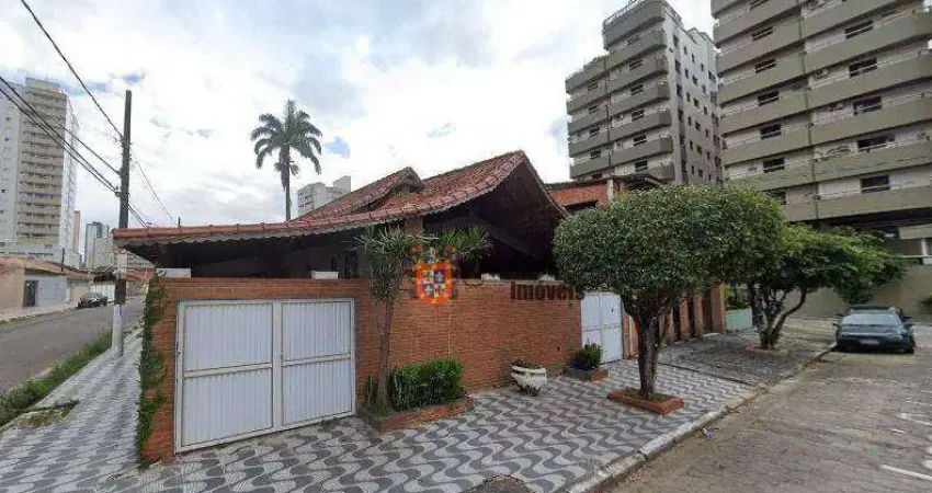 Casa com 3 dormitórios à venda, 200 m² por R$ 640.000 - Aviação - Praia Grande/SP