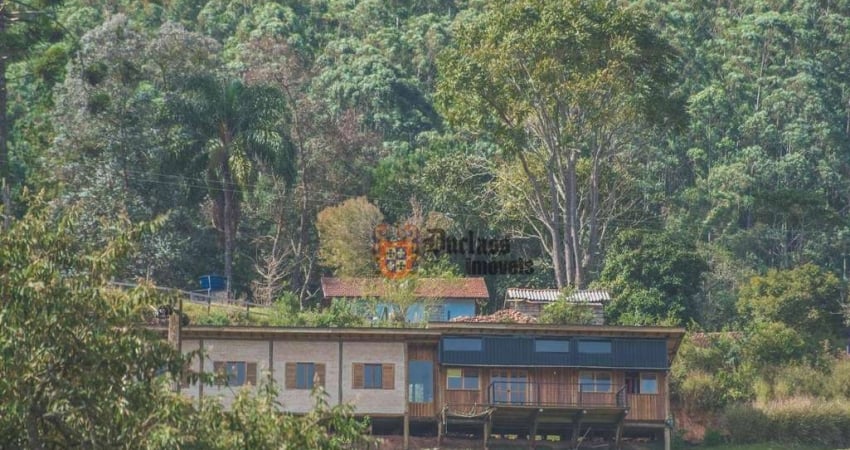 Chácara com 4 dormitórios à venda, 1500 m² por R$ 650.000,00 - Bom Jardim - Camanducaia/MG