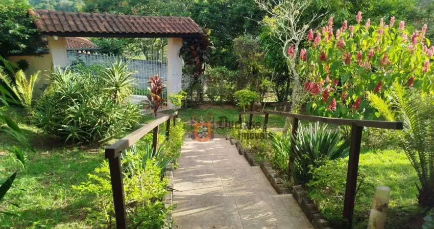 Chácara com 3 dormitórios à venda, 1200 m² por R$ 599.000,00 - Dos Tenentes - Extrema/MG