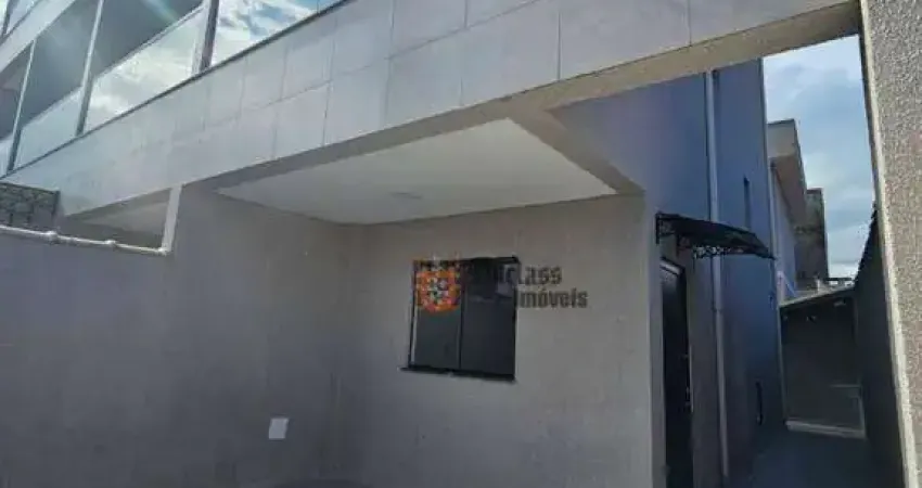 Sobrado com 3 dormitórios à venda, 100 m² por R$ 570.000,00 - Maracanã - Praia Grande/SP