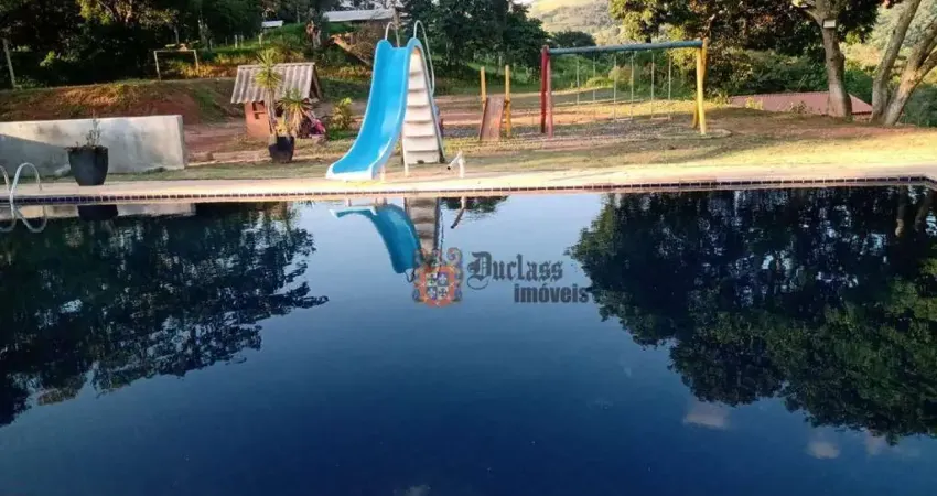 Chácara com 4 dormitórios à venda, 2000 m² por R$ 595.000,00 - Jardim - Extrema/MG