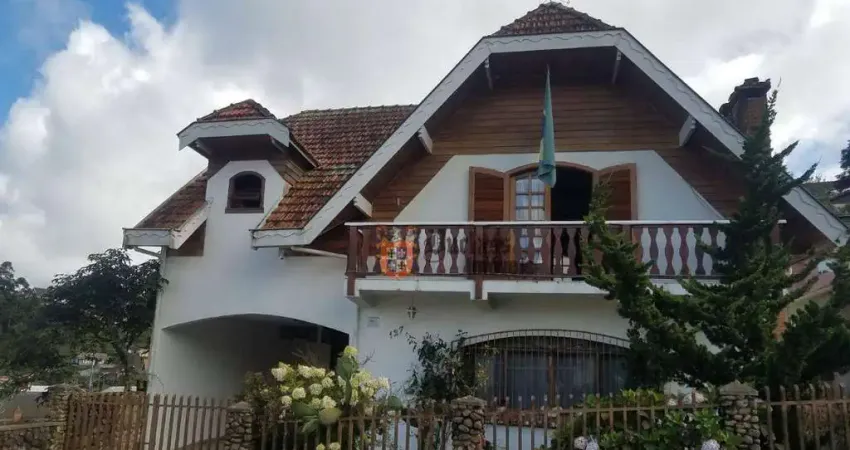 Sobrado com 3 dormitórios à venda, 206 m² por R$ 1.150.000 - J Jaguaribe - Campos do Jordão/SP