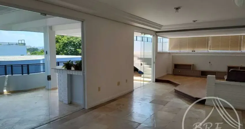 Vendo Cobertura em Estreito Fpolis SC, três Dormitórios/suíte/piscina