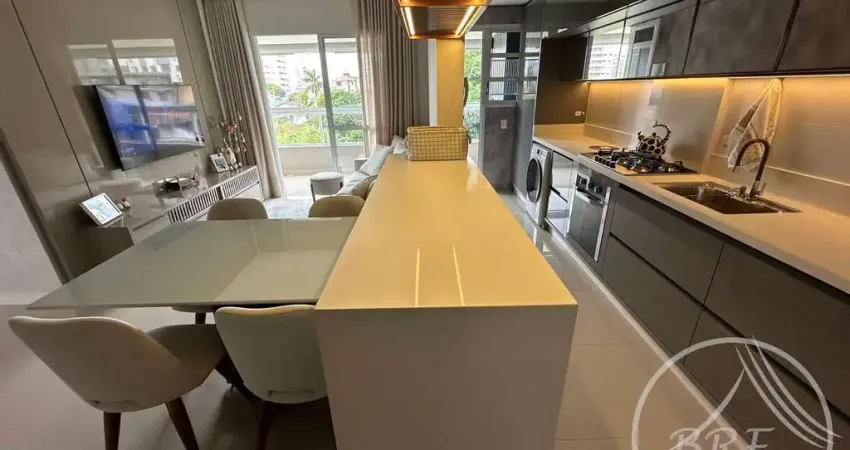 Vendo apto em Barreiros, São José SC, excelente localização, 2 dormitóris
