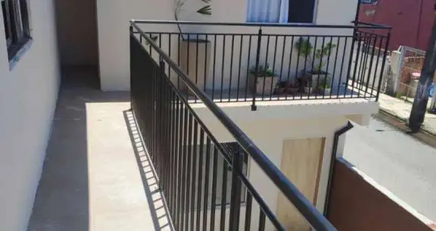 Vendo terreno com três casas e uma Kitnet em Serraria, São José SC