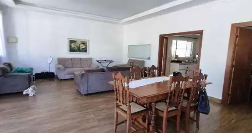 Chácara / sítio com 5 quartos à venda na Rua Saldanha Marinho, 100, Centro, Itapetininga